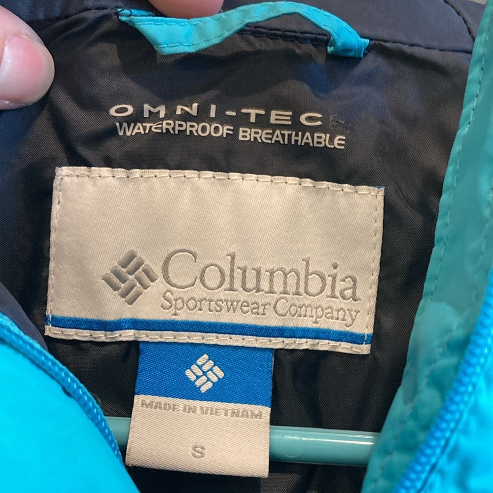 Columbia Lightweight Waterproof Jacket - image 2